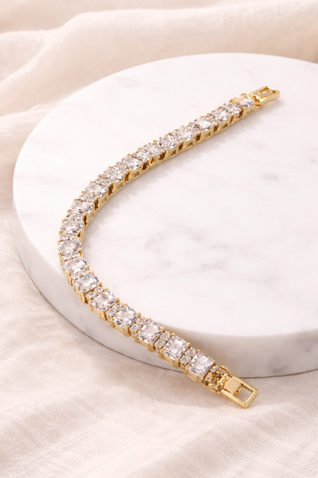 Luxury Gold Tennis Bracelet – Premium Cubic Zirconia Crystal Hand Cuff