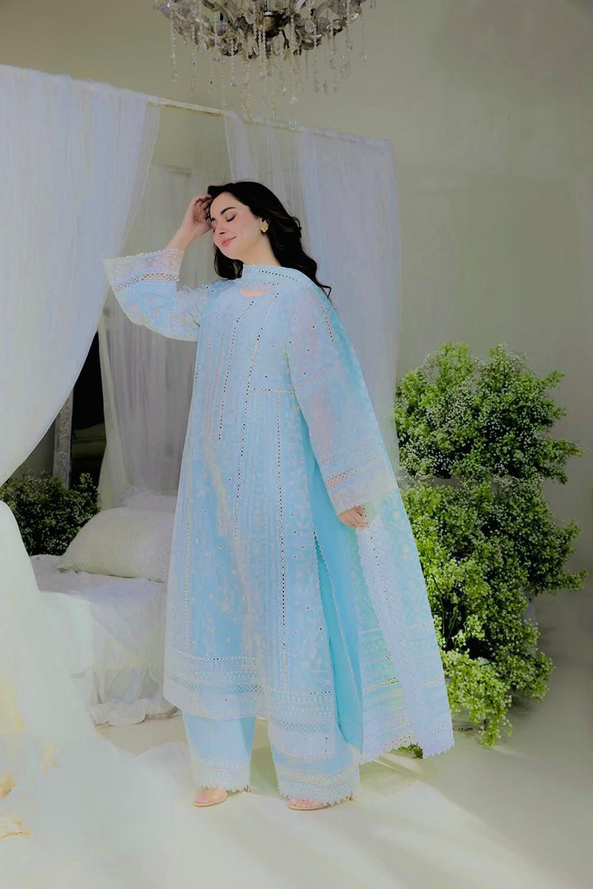 Luxury 3-Piece Embroidered Airjet Lawn Suit